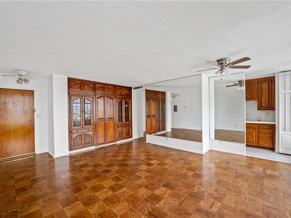 100 Atlantic Avenue 905, Long Beach CA 90802