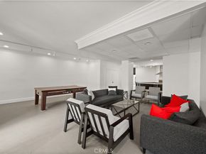 950 N Kings Road 160, West Hollywood CA 90069