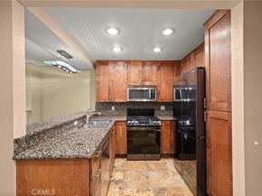 950 N Kings Road 160, West Hollywood CA 90069