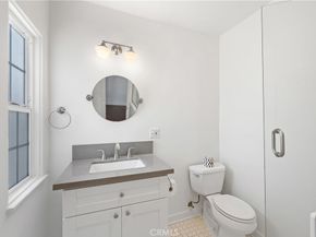 1944 Chariton Street, Los Angeles CA 90034