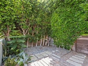 1944 Chariton Street, Los Angeles CA 90034