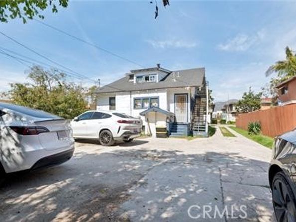 426 Ivy Street, Glendale CA 91204