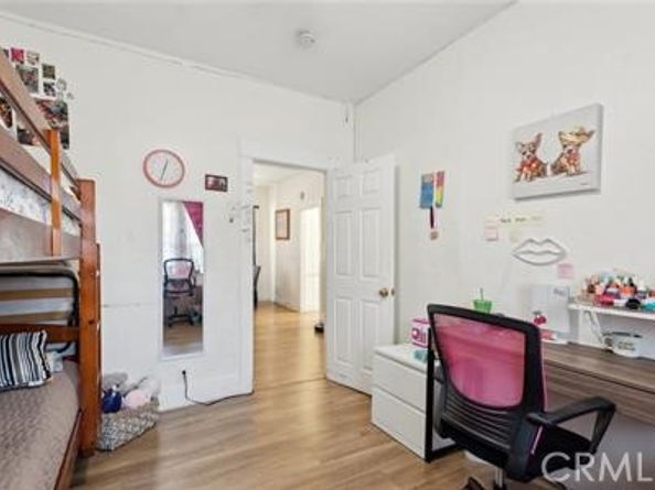 426 Ivy Street, Glendale CA 91204