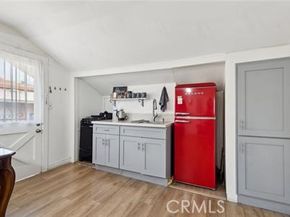 426 Ivy Street, Glendale CA 91204