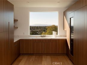 11268 Sunshine Terrace, Studio City CA 91604