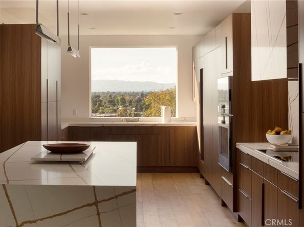 11268 Sunshine Terrace, Studio City CA 91604