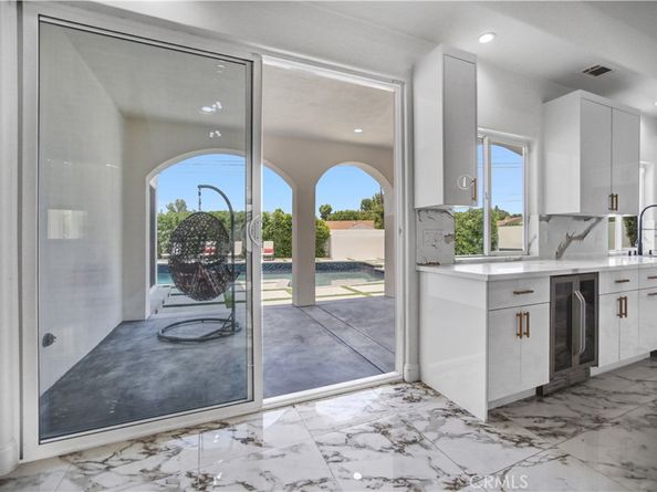 9743 Monogram Avenue, Northridge CA 91343