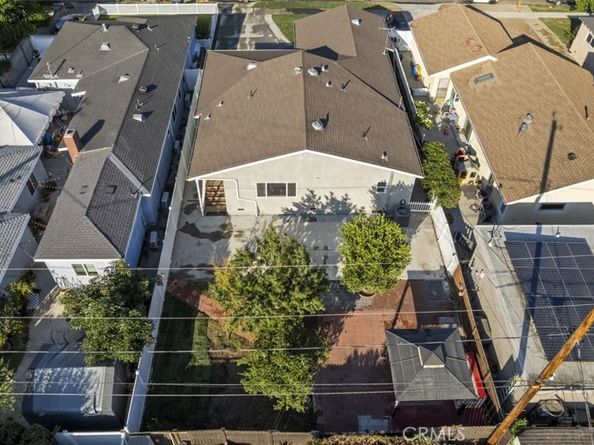 325 N Glenwood Place, Burbank CA 91506