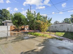 325 N Glenwood Place, Burbank CA 91506