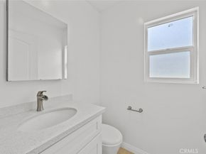 325 N Glenwood Place, Burbank CA 91506