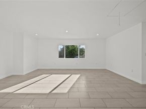 325 N Glenwood Place, Burbank CA 91506