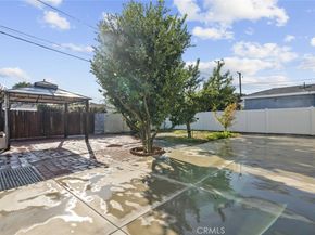 325 N Glenwood Place, Burbank CA 91506