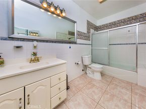 5245 Strohm Avenue, North Hollywood CA 91601