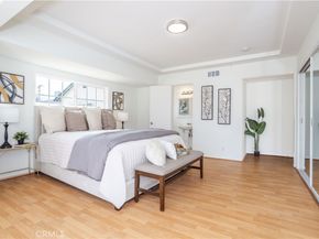 12715 Hart St, North Hollywood CA 91605