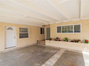 12715 Hart St, North Hollywood CA 91605