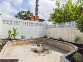 12715 Hart St, North Hollywood CA 91605