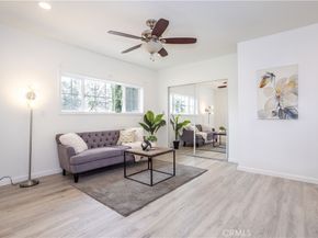 12715 Hart St, North Hollywood CA 91605