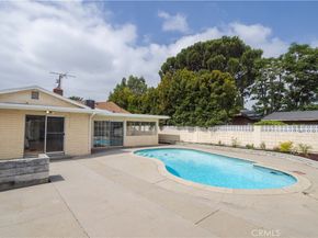 12715 Hart St, North Hollywood CA 91605