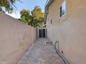 16751 Londelius, Northridge CA 91343