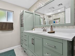 16751 Londelius, Northridge CA 91343