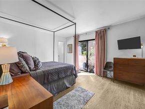 5805 Whitsett Avenue 201, Valley Village CA 91607
