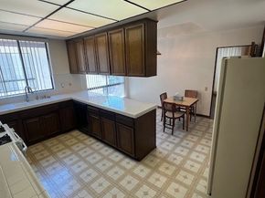 4454 Ventura Canyon Road 304, Sherman Oaks CA 91423