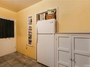 1329 N Screenland Drive 13291331, Burbank CA 91505