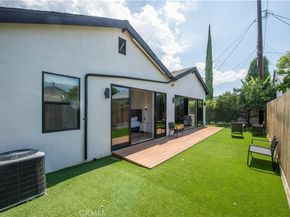 5907 Encino Avenue, Encino CA 91316