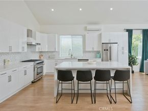 5907 Encino Avenue, Encino CA 91316