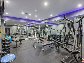 7135 Hollywood Boulevard 405, Los Angeles CA 90046