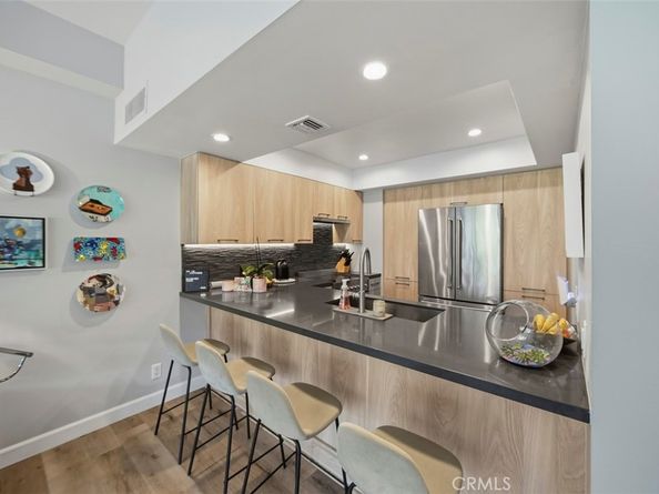 7135 Hollywood Boulevard 405, Los Angeles CA 90046