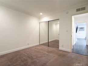 6041 Fountain Park Street 9, Woodland Hills CA 91367