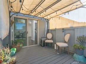 6041 Fountain Park Street 9, Woodland Hills CA 91367