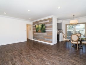 6041 Fountain Park Street 9, Woodland Hills CA 91367