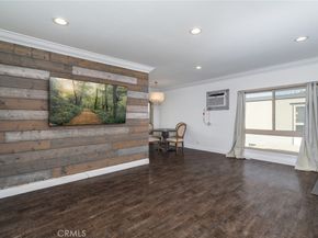 6041 Fountain Park Street 9, Woodland Hills CA 91367