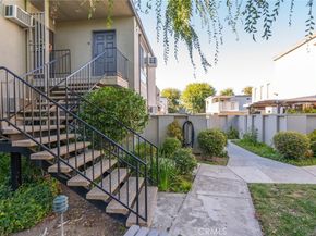 6041 Fountain Park Street 9, Woodland Hills CA 91367