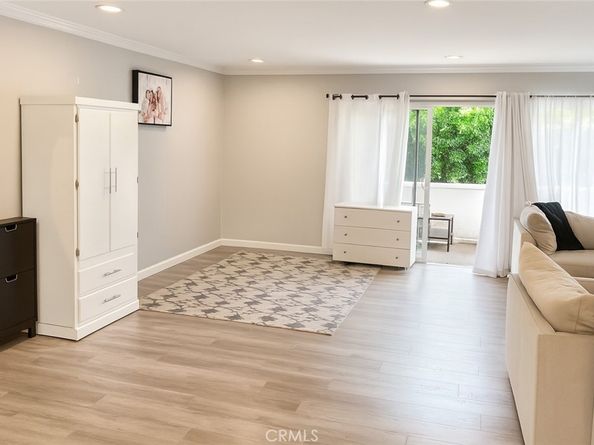 6301 Coldwater Canyon, Valley Glen CA 91606