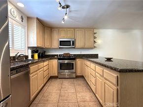 9931 Amestoy Avenue, Northridge CA 91325