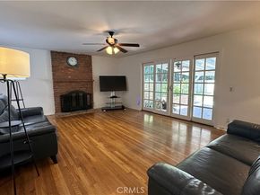 9931 Amestoy Avenue, Northridge CA 91325