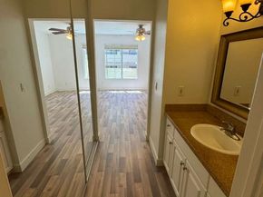 5550 Owensmouth 121, Woodland Hills CA 91367
