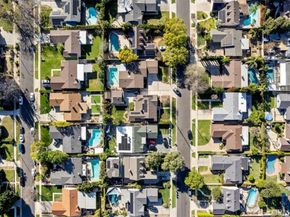 23032 Mobile, West Hills CA 91307