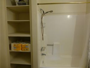 20253 Keswick Street 325, Winnetka CA 91306