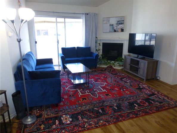 20253 Keswick Street 325, Winnetka CA 91306