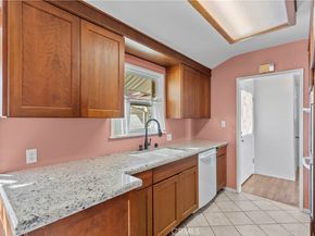 9458 Ruffner, Northridge CA 91343