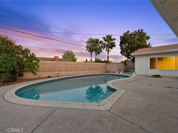 9458 Ruffner, Northridge CA 91343