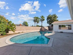 9458 Ruffner, Northridge CA 91343