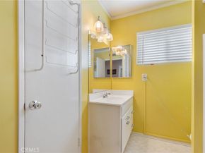 7712 Alcove Avenue, North Hollywood CA 91605