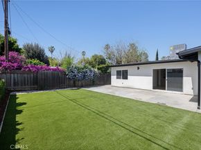 22928 Leadwell Street, West Hills CA 91307