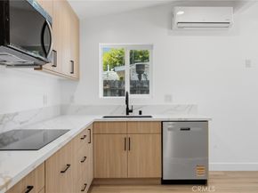 22928 Leadwell Street, West Hills CA 91307