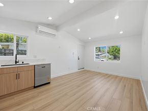 22928 Leadwell Street, West Hills CA 91307